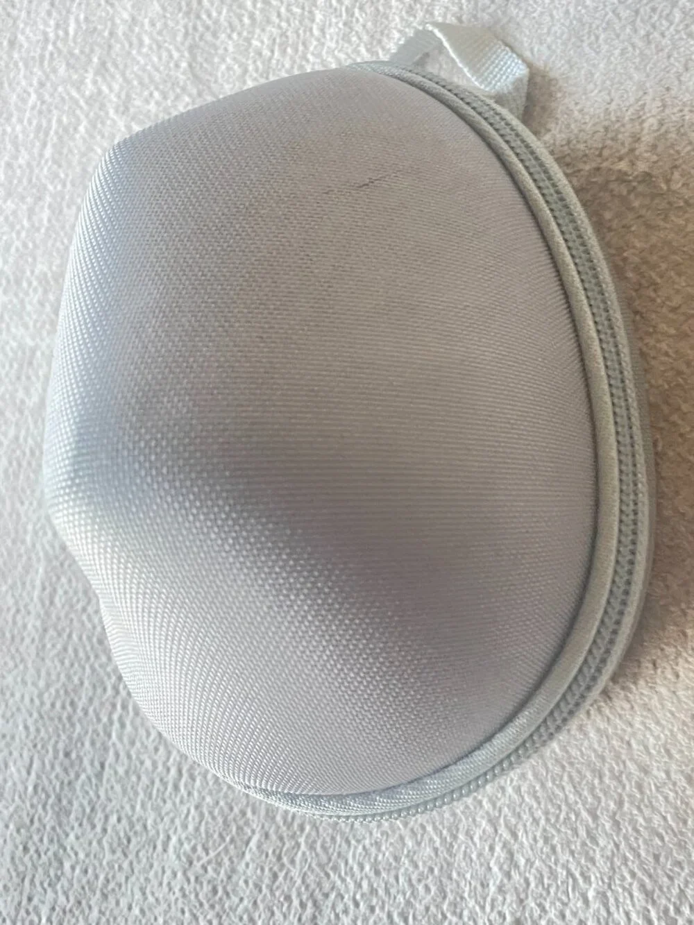 Logitech Lift Wireless Vertical Mouse - Pale Gray